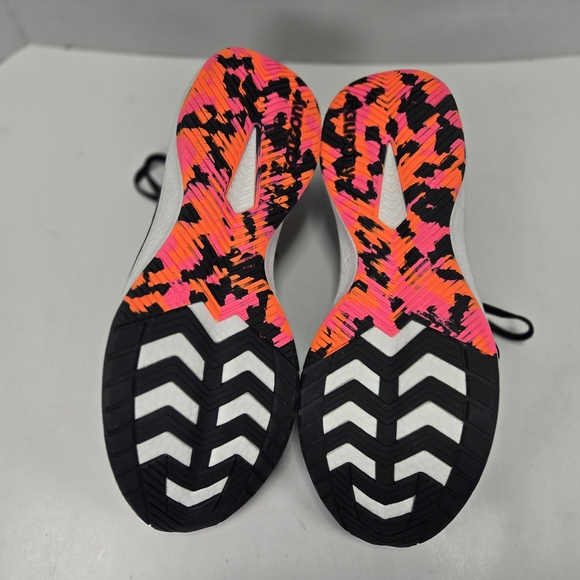 Saucony Men's Freedom Crossport Black and White Neon Running Shoes Size 13 - Picture 9 of 12